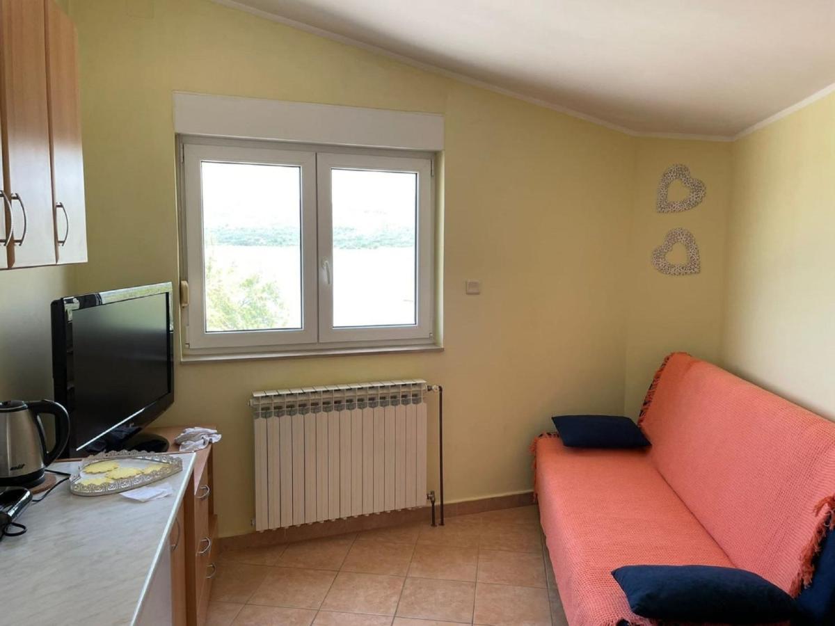Apartman Luka Jadrtovac Eksteriør bilde