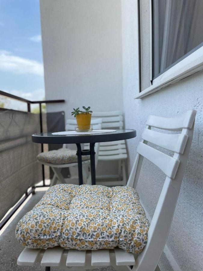 Apartman Luka Jadrtovac Eksteriør bilde