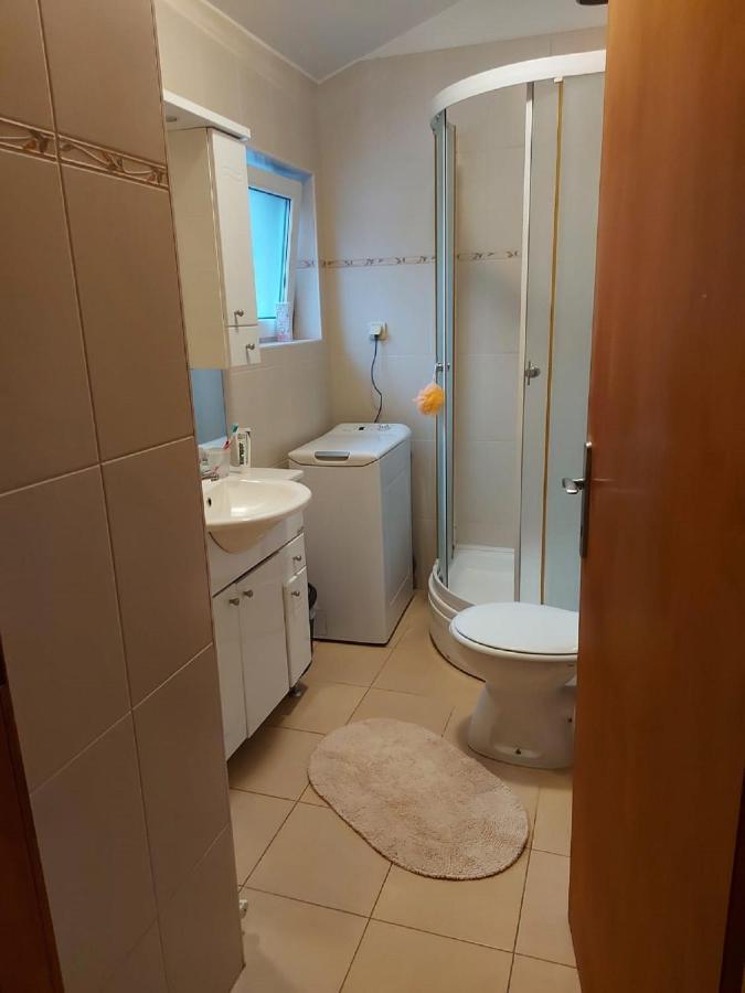 Apartman Luka Jadrtovac Eksteriør bilde
