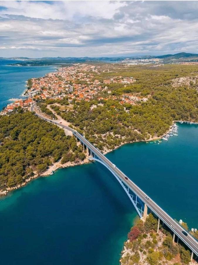 Apartman Luka Jadrtovac Eksteriør bilde
