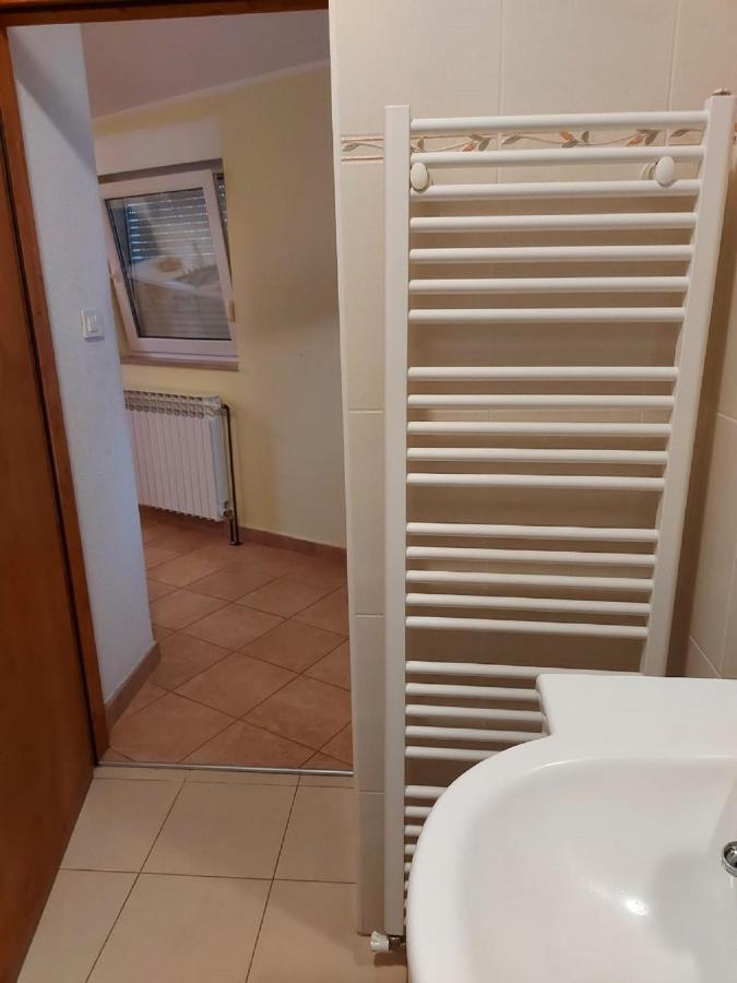 Apartman Luka Jadrtovac Eksteriør bilde